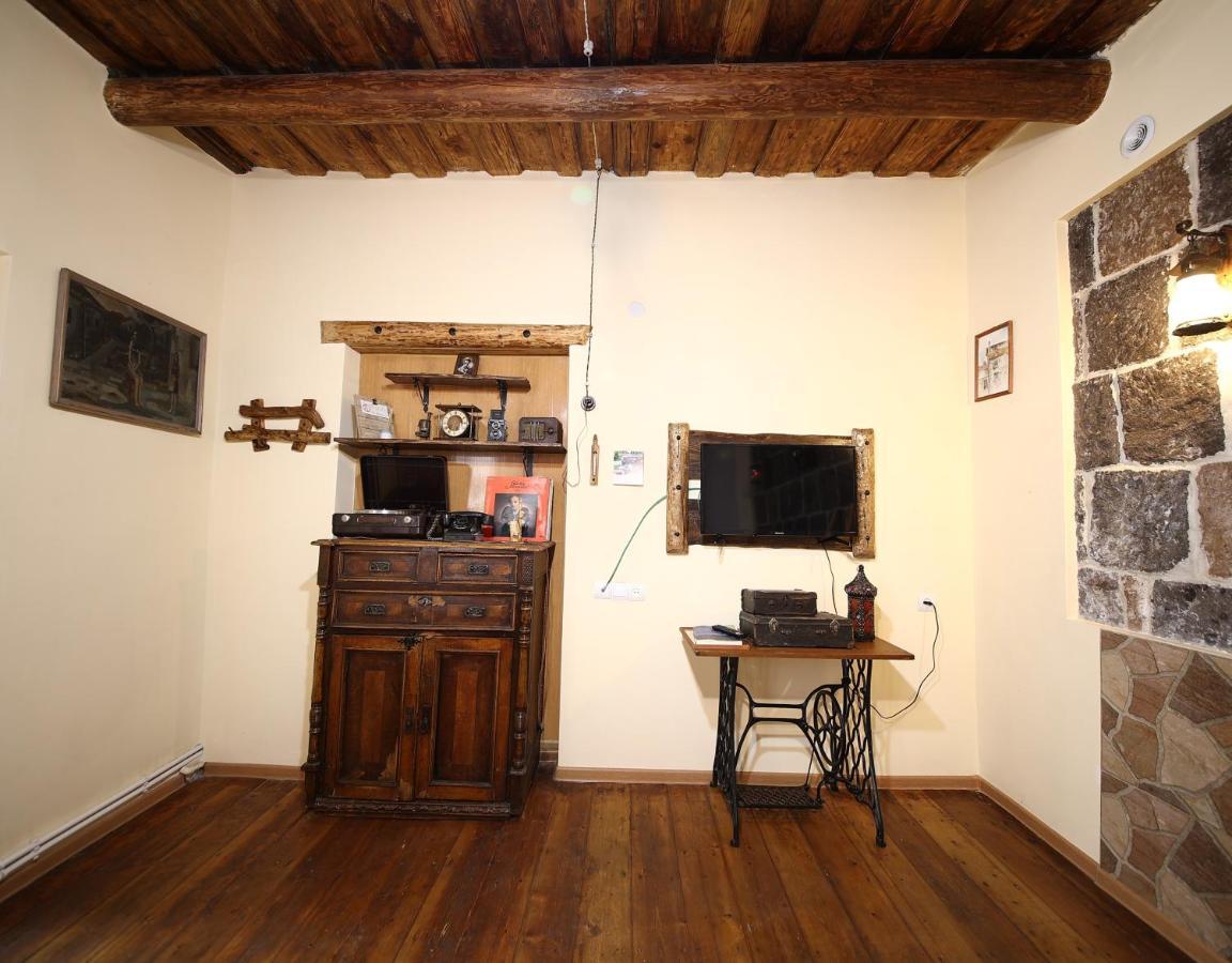 Alashkert Guesthouse ,Ալաշկերտ Հյուրատուն Gyumri Eksteriør bilde
