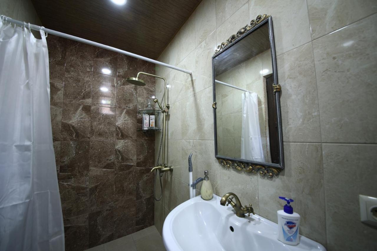 Alashkert Guesthouse ,Ալաշկերտ Հյուրատուն Gyumri Eksteriør bilde